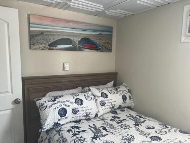 Carbone'S Beachside Guest Rooms Sylvan Beach Екстериор снимка