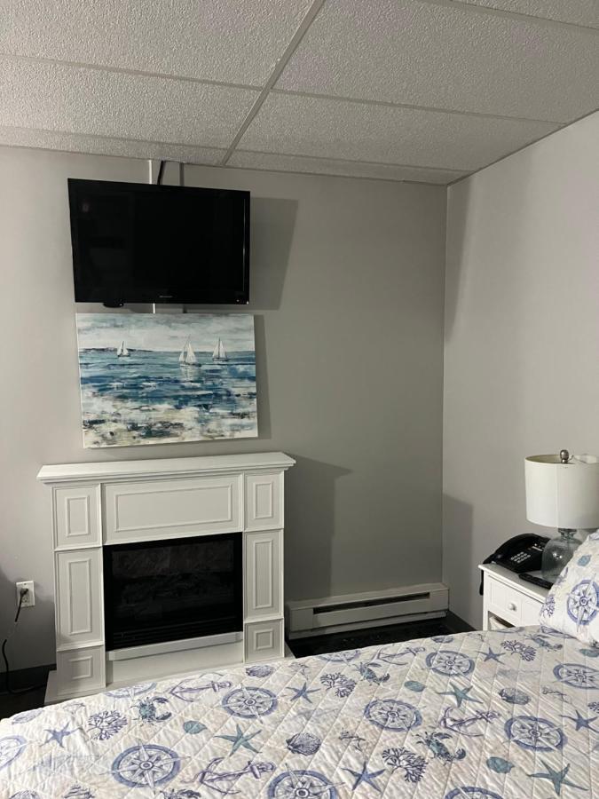 Carbone'S Beachside Guest Rooms Sylvan Beach Екстериор снимка